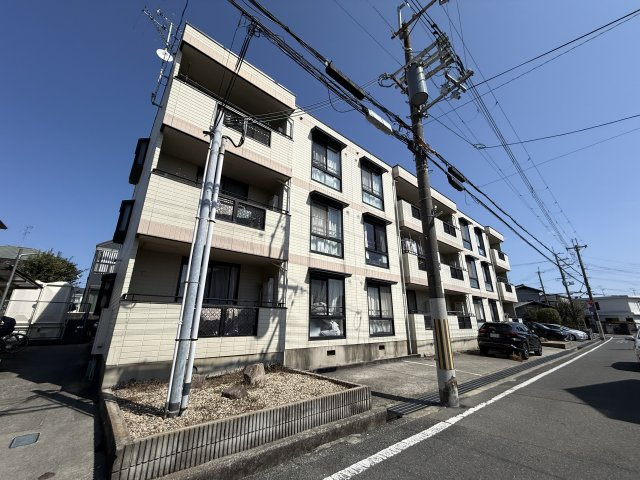メゾン鈴原の外観