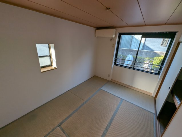 メゾン鈴原の和室