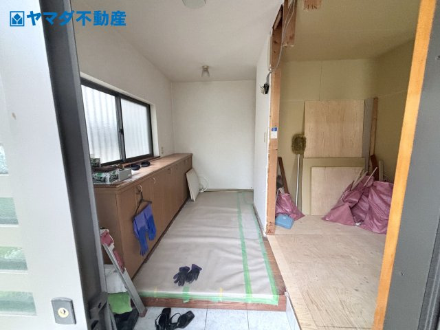 比企郡川島町下伊草　中古売戸建の玄関