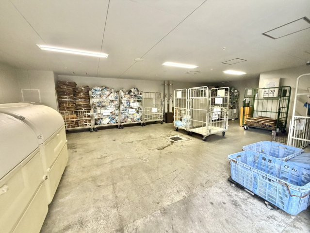 ラグナヒルズレジデンスアクアのその他共用部分|24時間ゴミ出し可能なゴミステーション