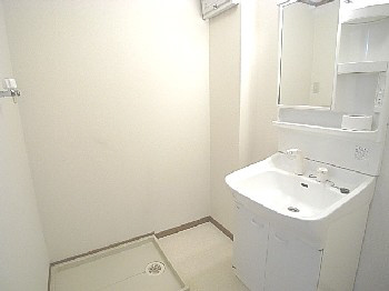 シャンドフルールⅠ番館の洗面所
