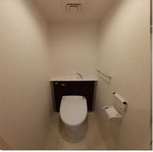 イル・グリシーヌ目黒のトイレ|ゆったりとした空間のトイレです