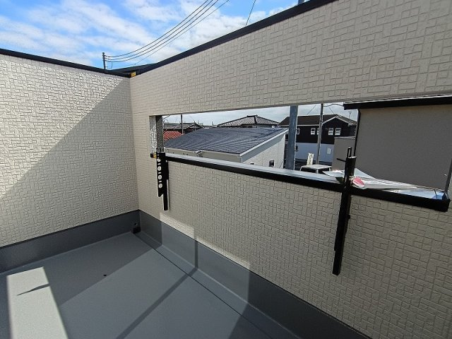 LiGNAGE NEX-G 高崎市下小鳥町1期 1号棟のバルコニー|現地撮影