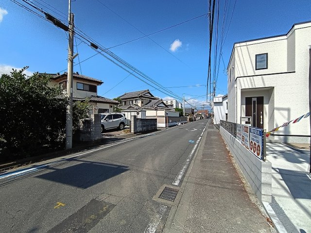 LiGNAGE NEX-G 高崎市下小鳥町1期 1号棟の前面道路含む現地写真|現地撮影