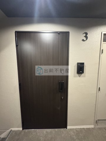 LUORE大塚の玄関