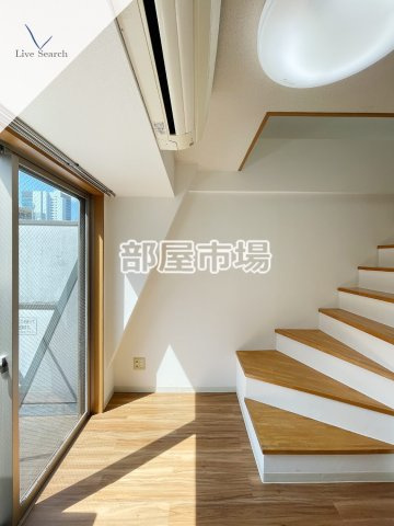 台東区上野５丁目の賃貸マンションの居間・リビング