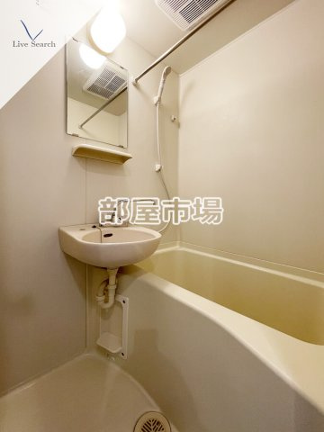 台東区上野５丁目の賃貸マンションの浴室