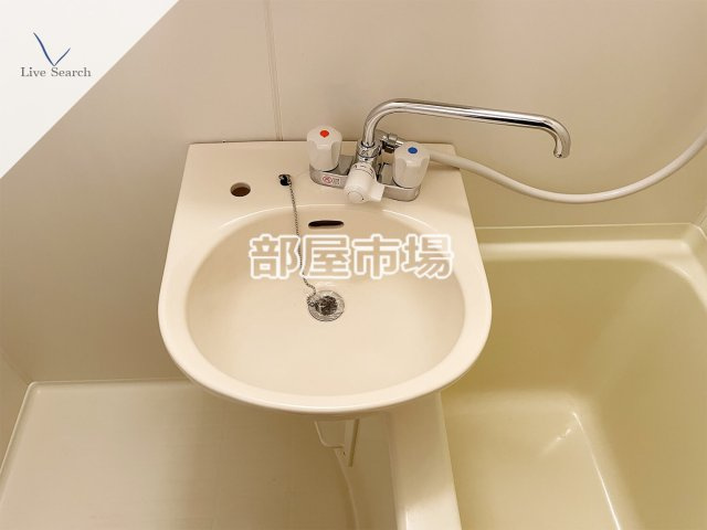 台東区上野５丁目の賃貸マンションの洗面所