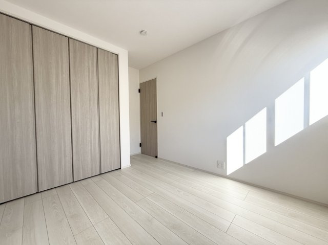 新築戸建　尼崎市富松町4丁目の洋室|2階　洋室5.2帖