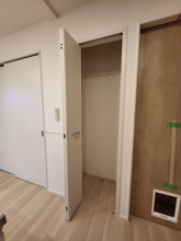 【収納】 | 八街市アパート　Ａ | 類似物件の写真となります。
