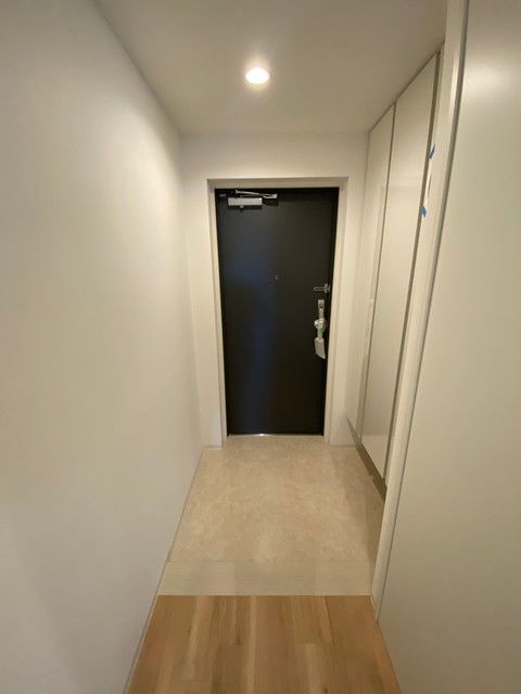 西宮市深津町の賃貸マンションの玄関