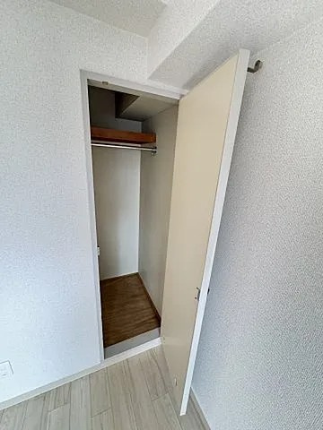 神戸市灘区岩屋中町２丁目の賃貸マンションの収納