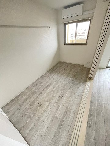 西宮市津門綾羽町の賃貸マンションの居間・リビング