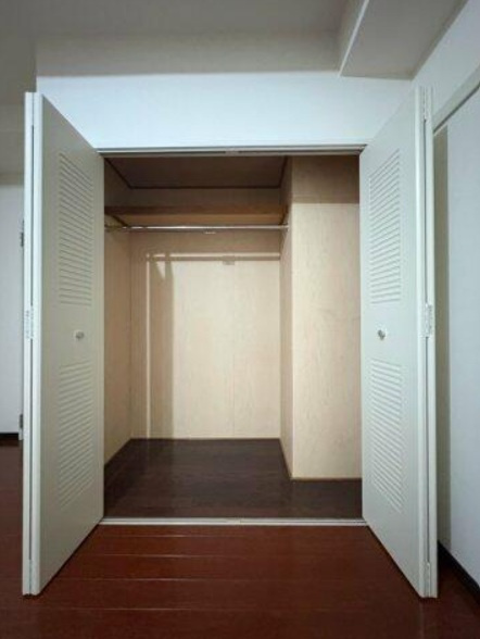 西宮市松下町の賃貸マンションの収納