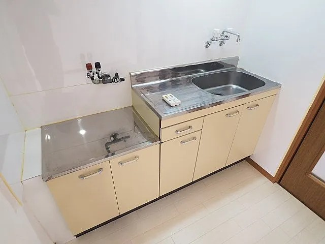 神戸市灘区楠丘町５丁目の賃貸マンションのキッチン