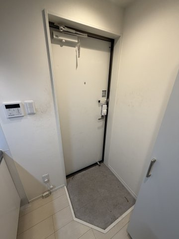 AugⅡの玄関