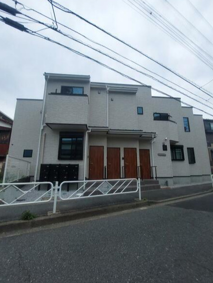 調布市国領町５丁目のアパート