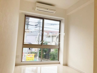 【居間・リビング】 | ＡＰＡＲＴＭＥＮＴ　ＫＹＯＤＯ　ＳＥＴＡＧＡＹＡⅡ | 洋室のお部屋です。