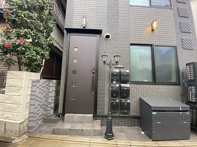 ファーストシーン新小岩レジーナのエントランス
