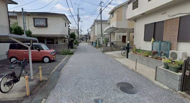 高槻市出丸町のアパートの周辺