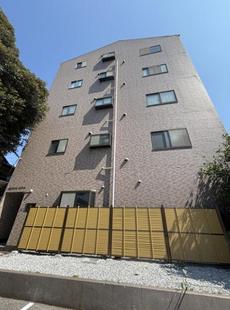 足立区六木３丁目の店舗事務所の外観