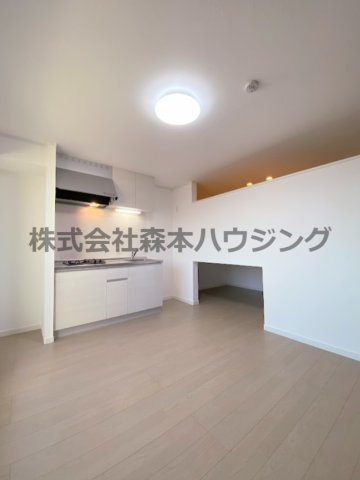 【洋室】 | 　キャルムコート交野2番館 | きれいな洋室です