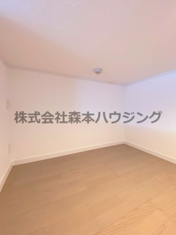 【寝室】 | 　キャルムコート交野2番館 | きれいなロフトスペースです