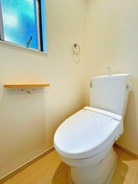 中古戸建て・仲介手数料半額）津島市江川町２丁目８８－７のトイレ|「１階トイレ」トイレクリーニング済