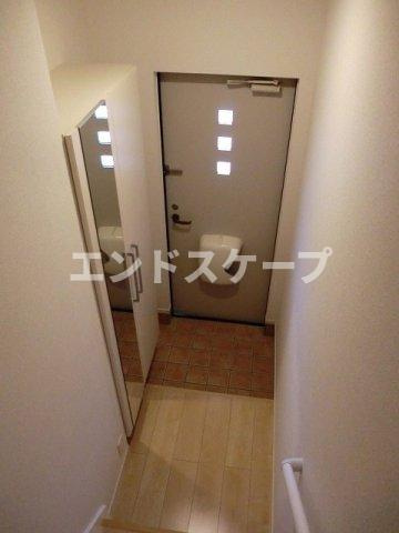 フリューゲルⅡの玄関|高崎、前橋のお部屋探しはエンドスケープまで！お客様の理想お聞かせ下さい♪