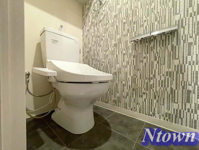【トイレ】 | カスタリア新栄Ⅱ | 落ち着いた色調のトイレです
