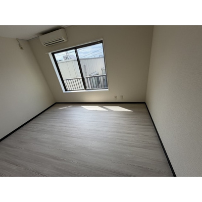  | 小茂根ビル