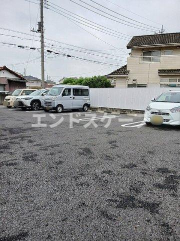 アザレア　Ⅱの駐車場|高崎、前橋のお部屋探しはエンドスケープまで！お客様の理想お聞かせ下さい♪