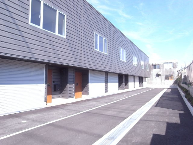 伊丹市西野６丁目の倉庫