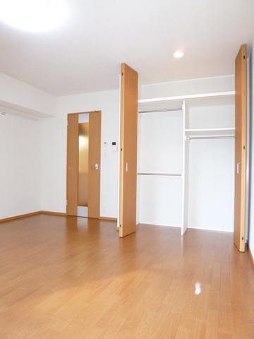 ジン沼袋の居間・リビング|★キレイなお部屋です★