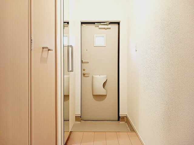 キャンディッドの玄関|明るい玄関です