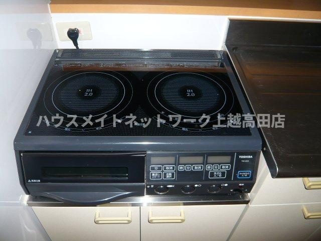 オレンジヒルズＪ２の設備|IHクッキングヒーター2口（参考同型107号室室内写真）