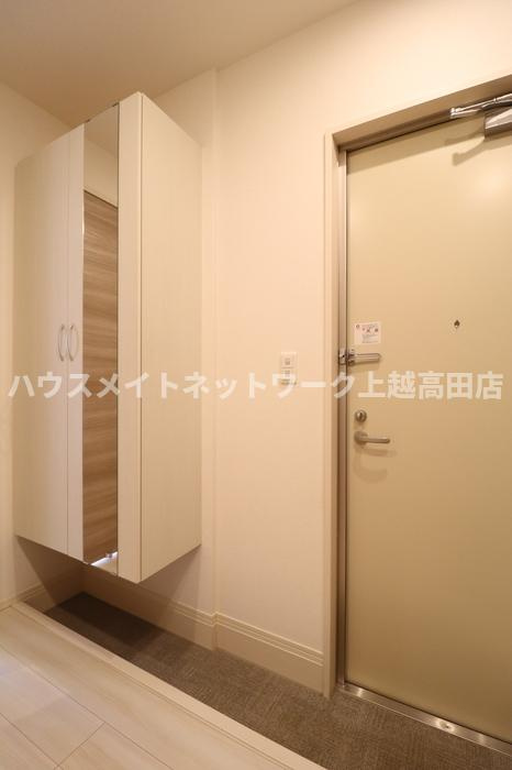 ＥＩＳＥＮの玄関|玄関（参考同型室内写真105号室）