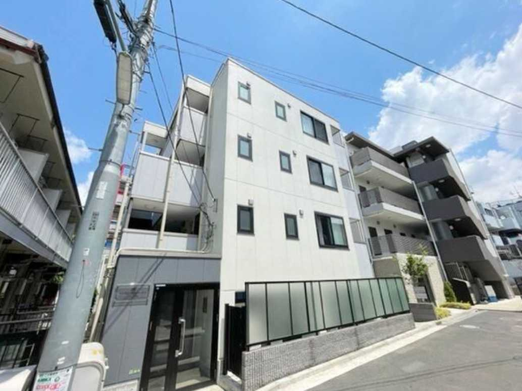 フィオーレ三軒茶屋　礼金0　家具付き　家電付きの外観