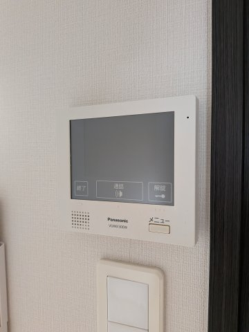 【セキュリティ】 | クレシェンテ梅月 | TV付きインターホンでセキュリティ面も安心です