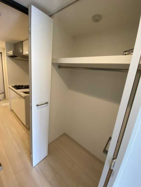 ルネサンスコート三軒茶屋　礼金0　最上階　オートロックの収納