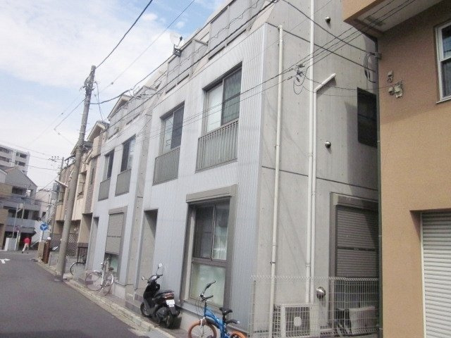 アックス蒔田の外観