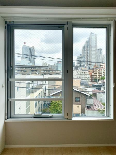 ＦＡＲＥ代々木の居間・リビング