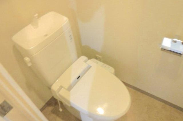 中野区弥生町１丁目の賃貸マンションのトイレ|トイレ