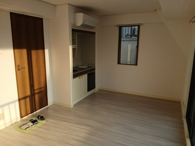 鶴田第一ビルの内装
