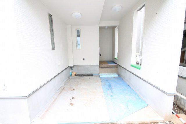流山市駒木借家A棟の駐車場|建築中写真