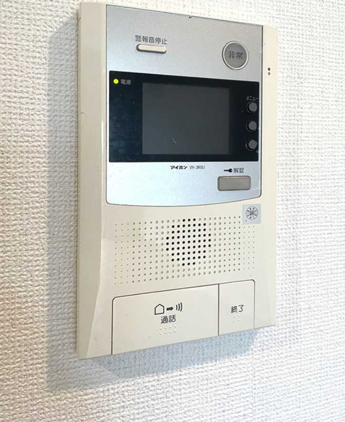 瀬田フラット　オートロック　バルコニー　システムキッチンのセキュリティ