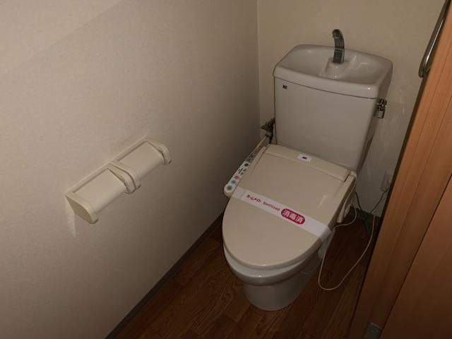 ペニーレインＢのトイレ|シャワー付トイレ