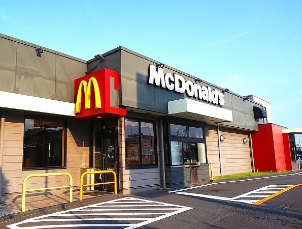 【周辺】 | 中央４丁目アパート | マクドナルドまで450m
