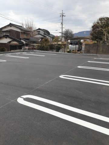 ハウスアイ　光の駐車場
