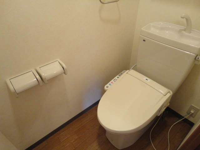 アンジュ壱番館のトイレ|シャワー付トイレ
